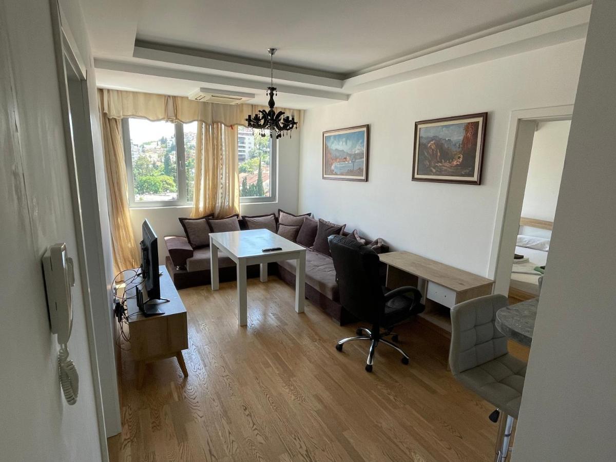 Apartments Bardo Budva Luaran gambar
